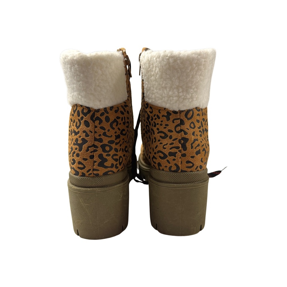Olivia Miller Leopard Print Women's Boots with Faux Fur Lining - Picture 2 of 9